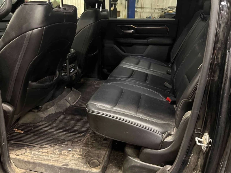 Dodge RAM 1500 * Sport * ПОДГРЕВ* PANO* KEYLESS* , снимка 11 - Автомобили и джипове - 53595625