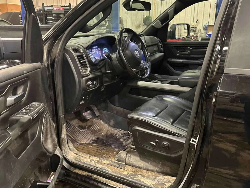 Dodge RAM 1500 * Sport * ПОДГРЕВ* PANO* KEYLESS* , снимка 5 - Автомобили и джипове - 53595625