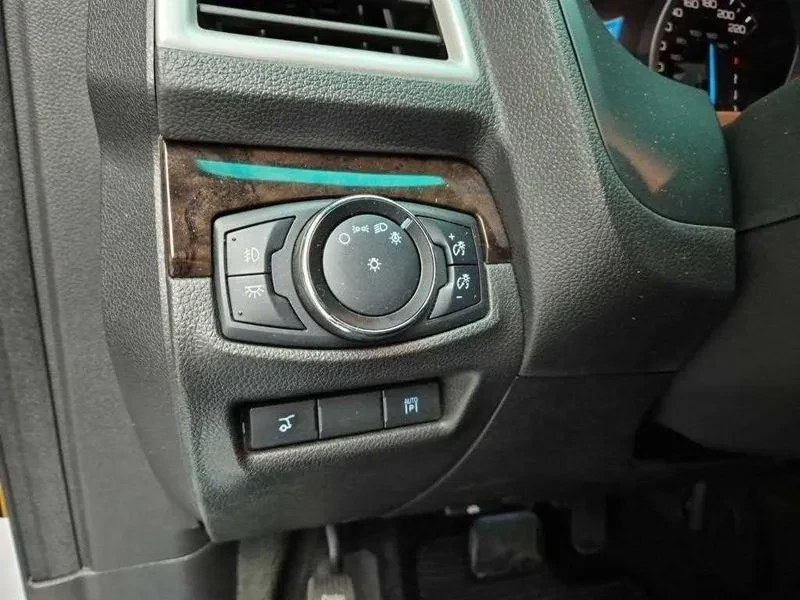 Ford Explorer 3.5 AWD, снимка 17 - Автомобили и джипове - 54350163