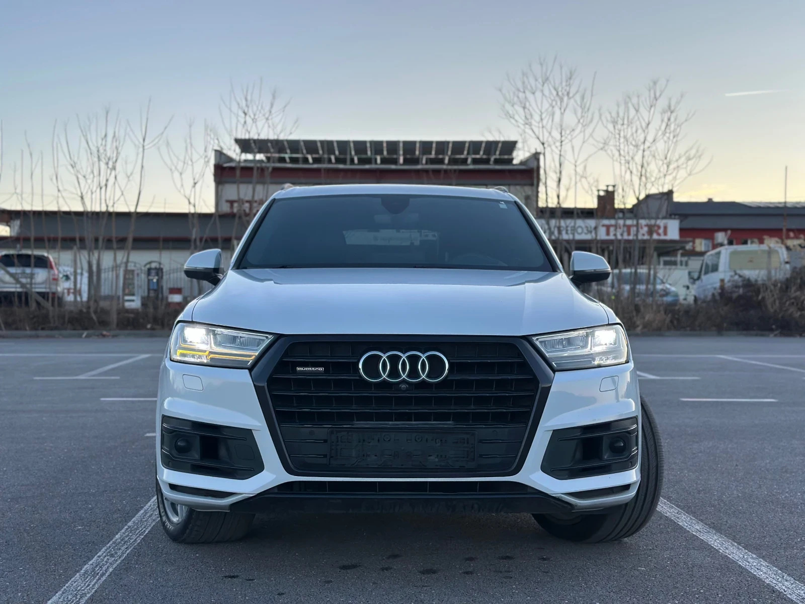 Audi Q7 3.0 TFSI* Matrix* Distronik* FULL MAX!!! - изображение 2