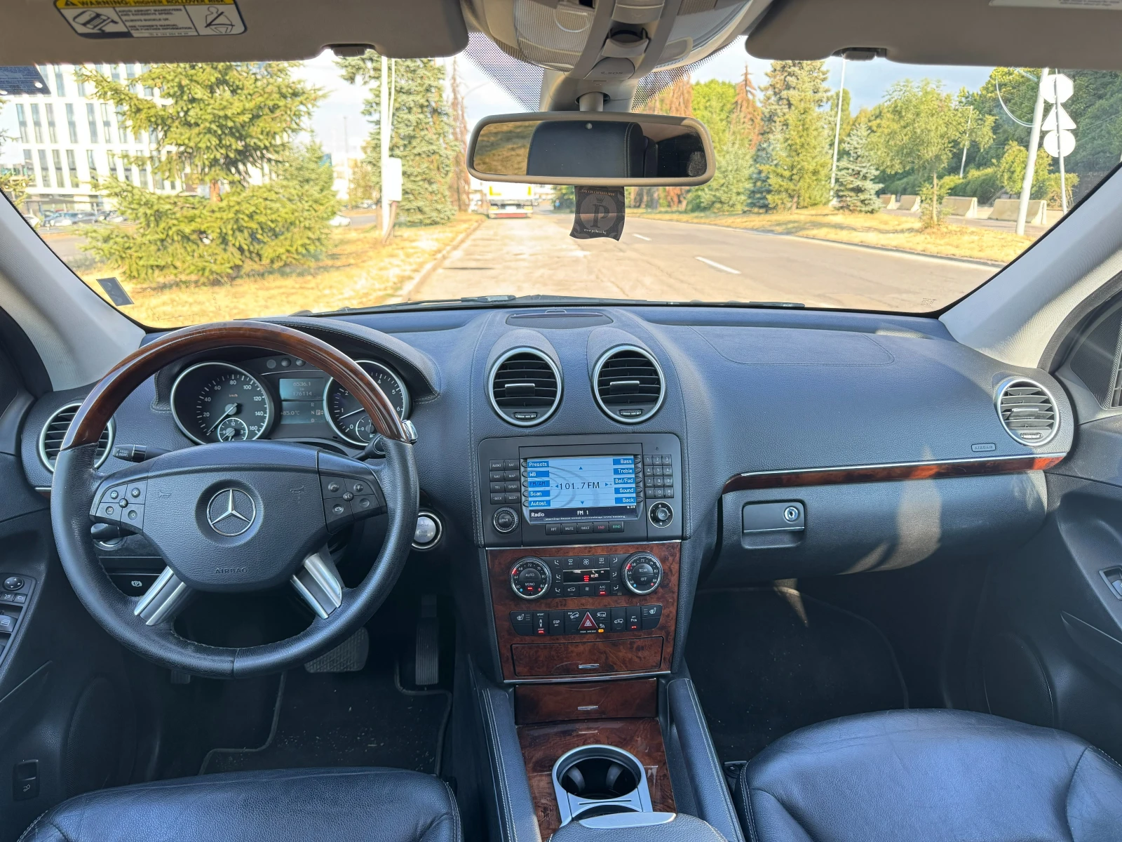 Mercedes-Benz GL 500  - изображение 6