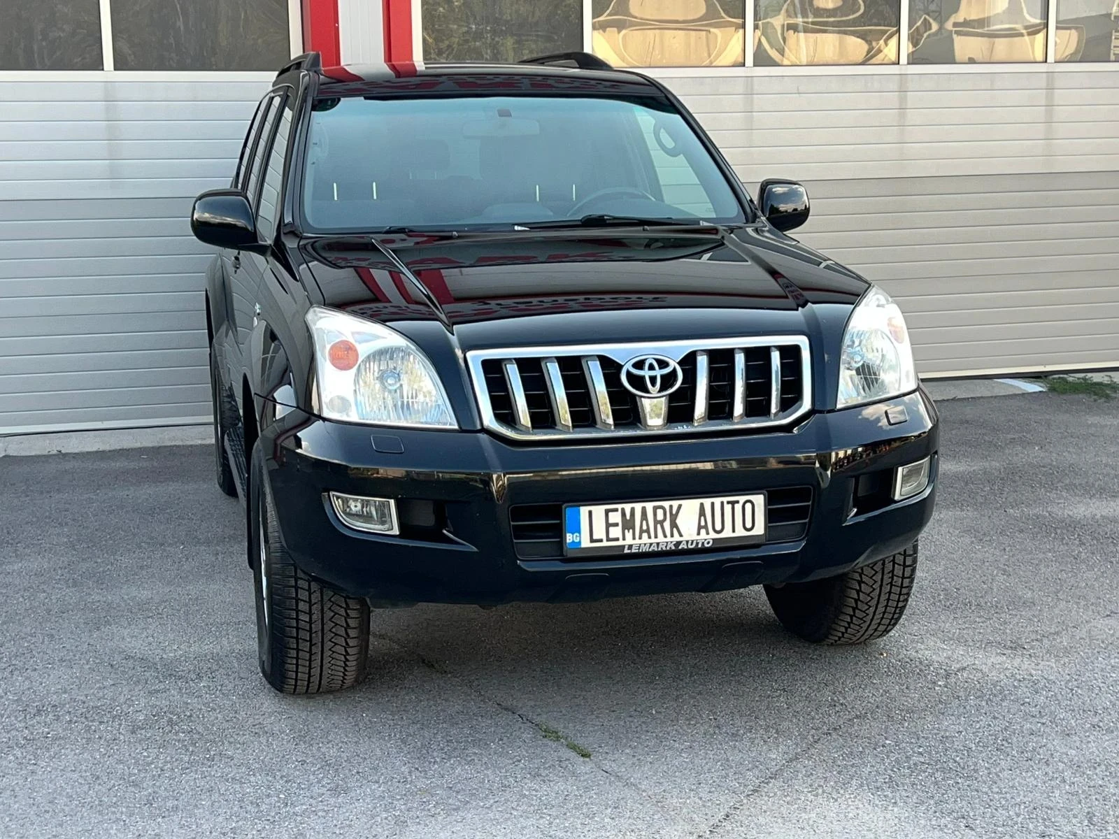 Toyota Land cruiser 3.0 D-4D FACELIFT AUTOMATIK KLIMATRONIK ЛИЗИНГ!!! - изображение 3