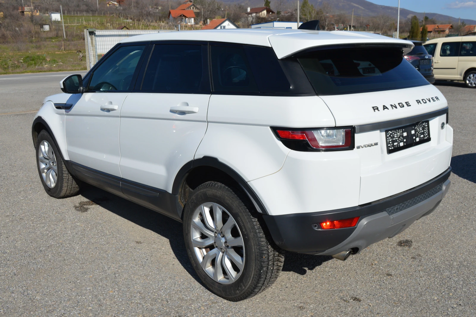 Land Rover Evoque 2.0TDI-FULL EKSTRI-4X4-9Speed-EURO6D - изображение 7