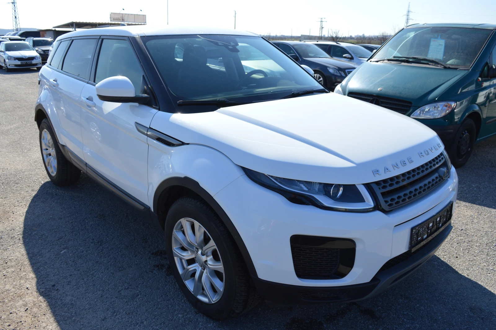 Land Rover Evoque 2.0TDI-FULL EKSTRI-4X4-9Speed-EURO6D - изображение 3