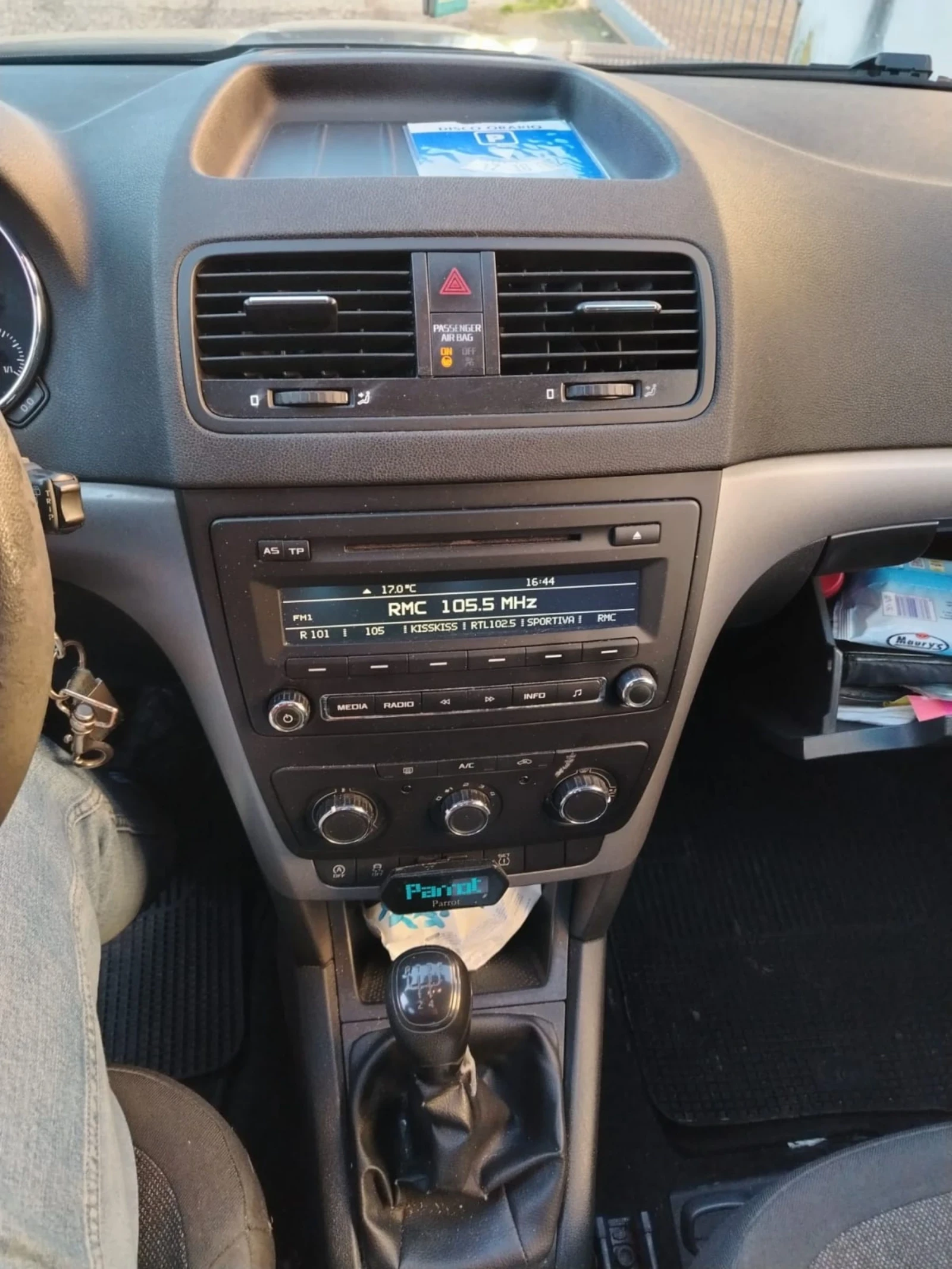 Skoda Yeti 1.6TDI-GreenLine, снимка 7 - Автомобили и джипове - 54750200