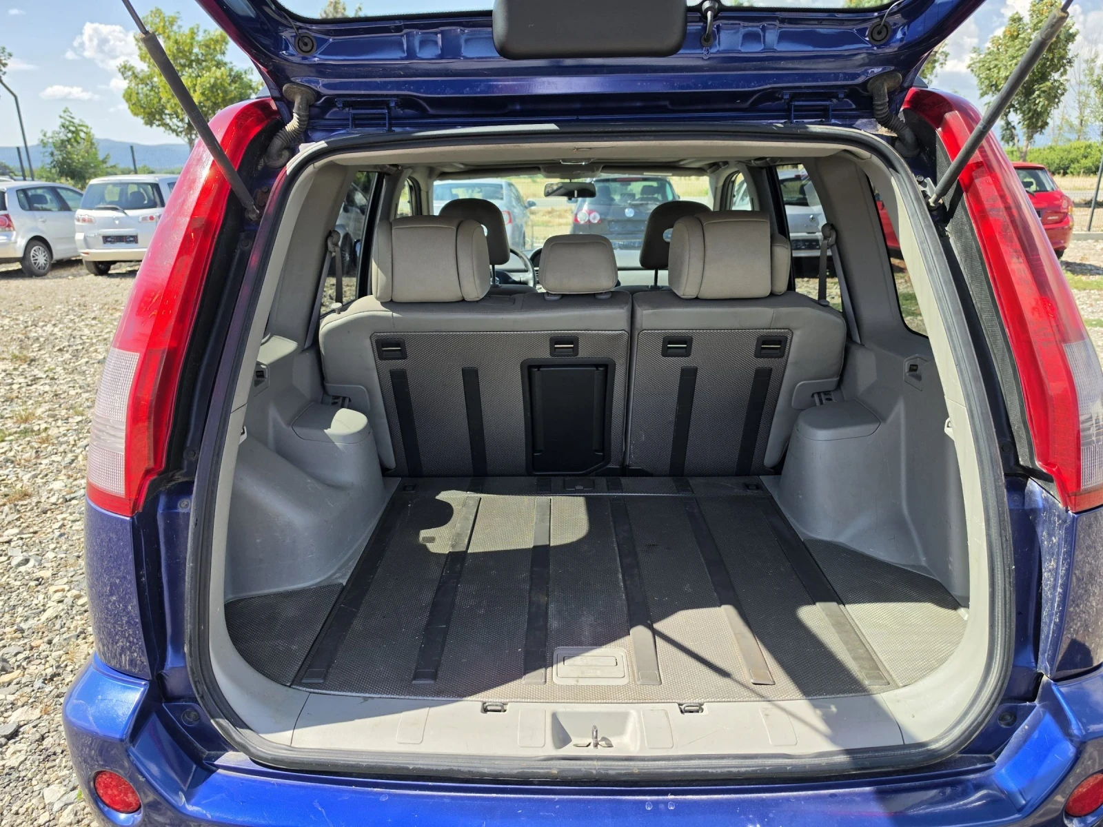 Nissan X-trail 2.2 136, снимка 17 - Автомобили и джипове - 55168155