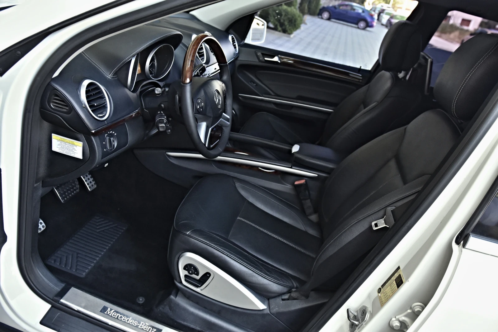 Mercedes-Benz GL 500 * AMG* FULL MAXX* 3XTV* , снимка 7 - Автомобили и джипове - 55502954
