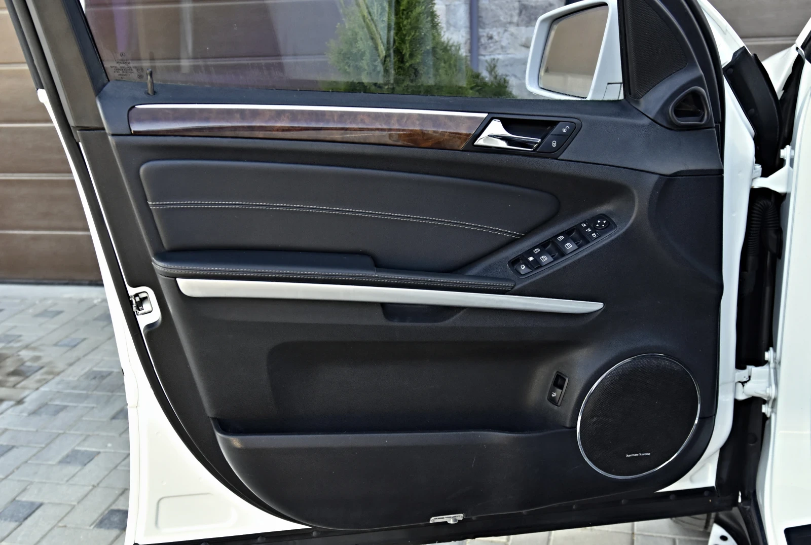 Mercedes-Benz GL 500 * AMG* FULL MAXX* 3XTV* , снимка 16 - Автомобили и джипове - 55502954