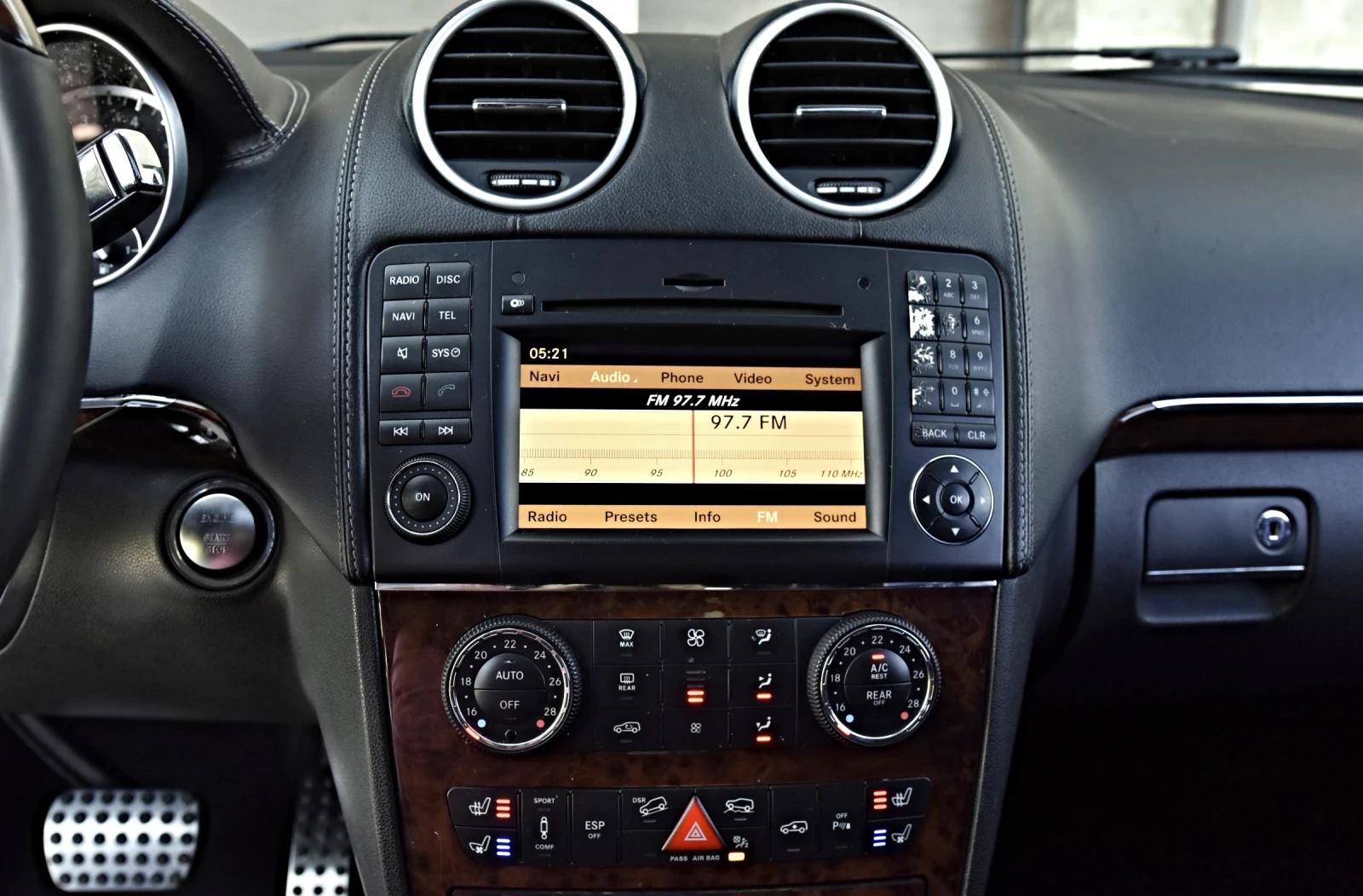 Mercedes-Benz GL 500 * AMG* FULL MAXX* 3XTV* , снимка 12 - Автомобили и джипове - 55502954