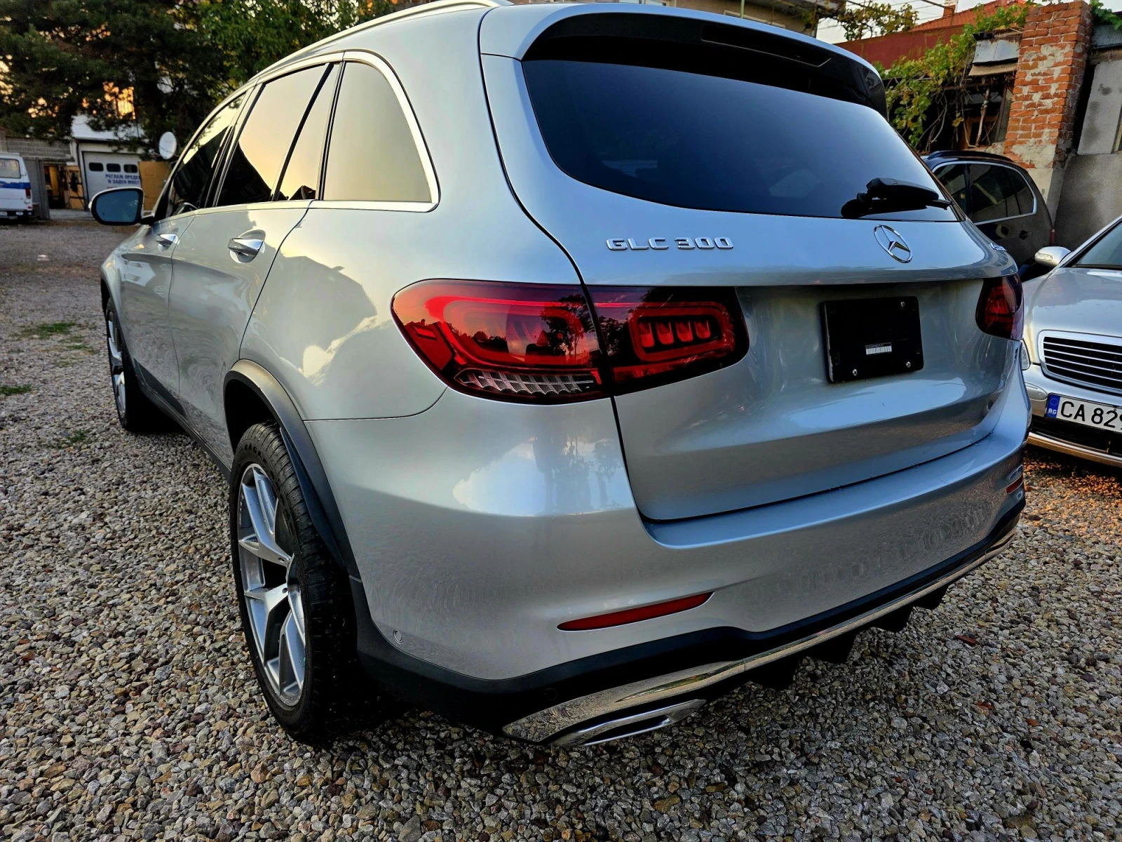 Mercedes-Benz GLC 300 4-matik, снимка 6 - Автомобили и джипове - 55705459
