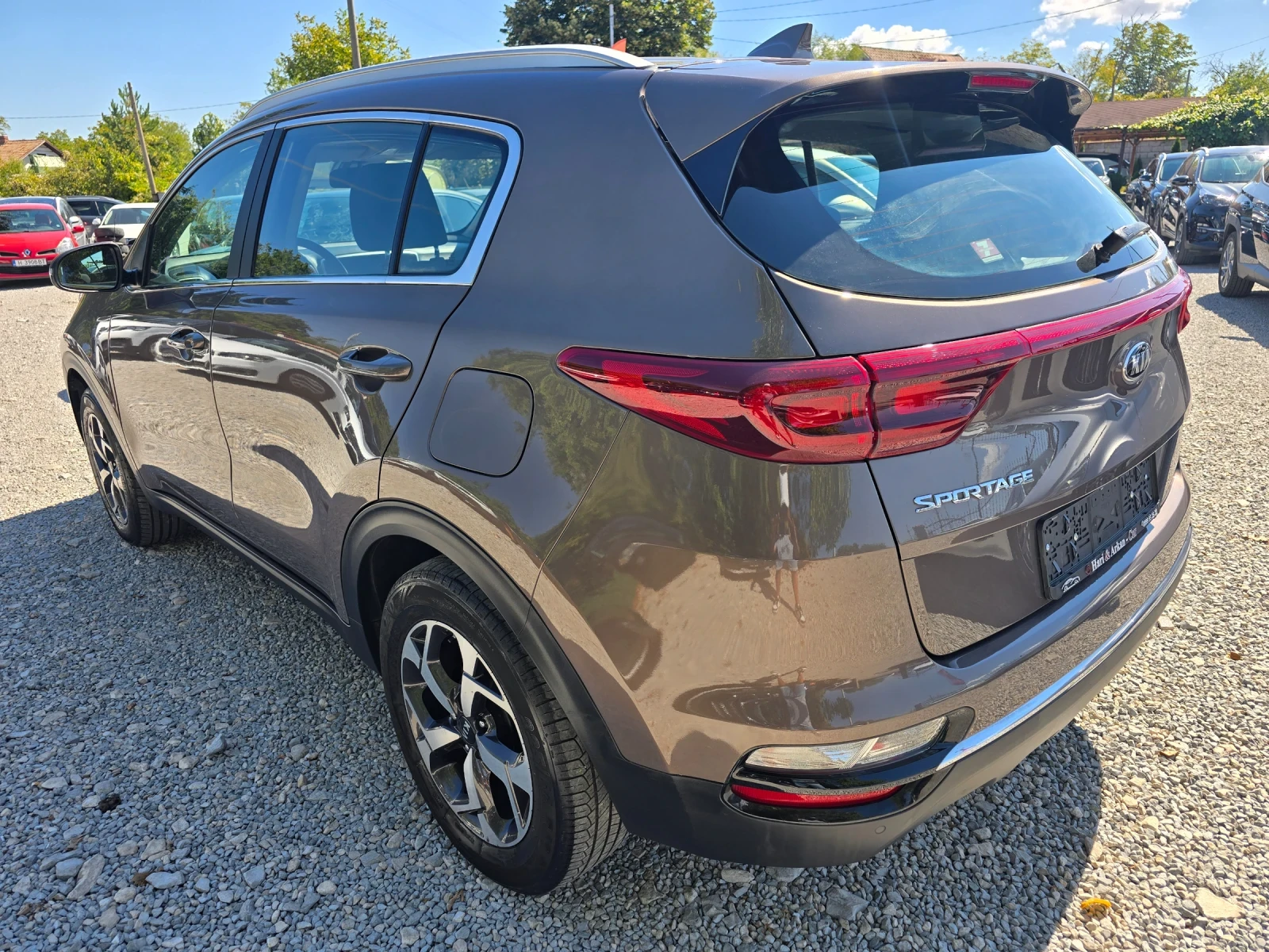 Kia Sportage 1.6GRDI-FACE--ЕВРО 6В-НАВИГАЦИЯ-6 СКОРОСТИ, снимка 4 - Автомобили и джипове - 56115330