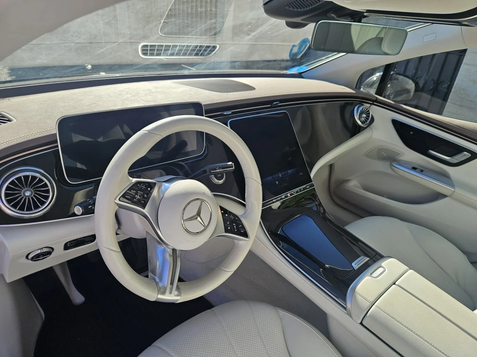 Mercedes-Benz EQE 350, снимка 11 - Автомобили и джипове - 56306363