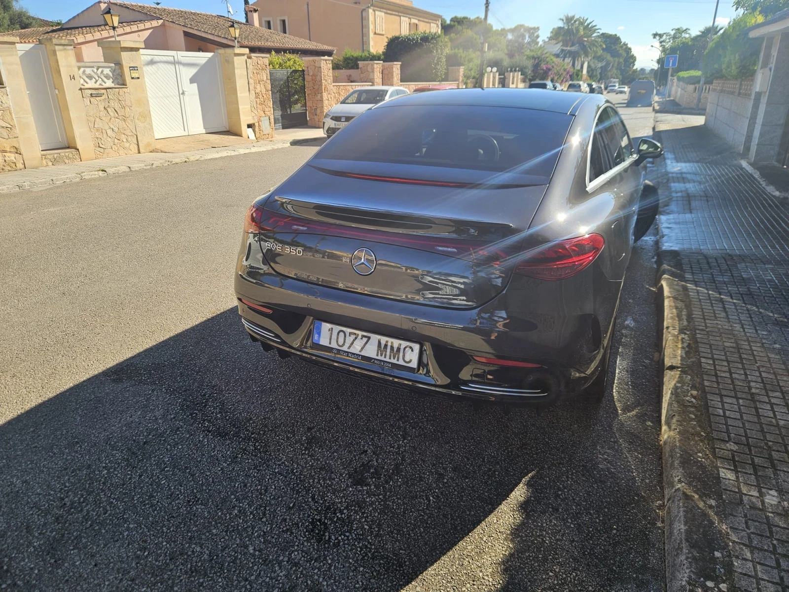 Mercedes-Benz EQE 350, снимка 3 - Автомобили и джипове - 56306363