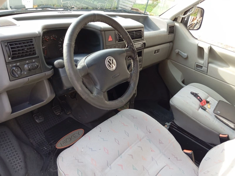 VW T4 2.5 TDI, снимка 9 - Бусове и автобуси - 47171144