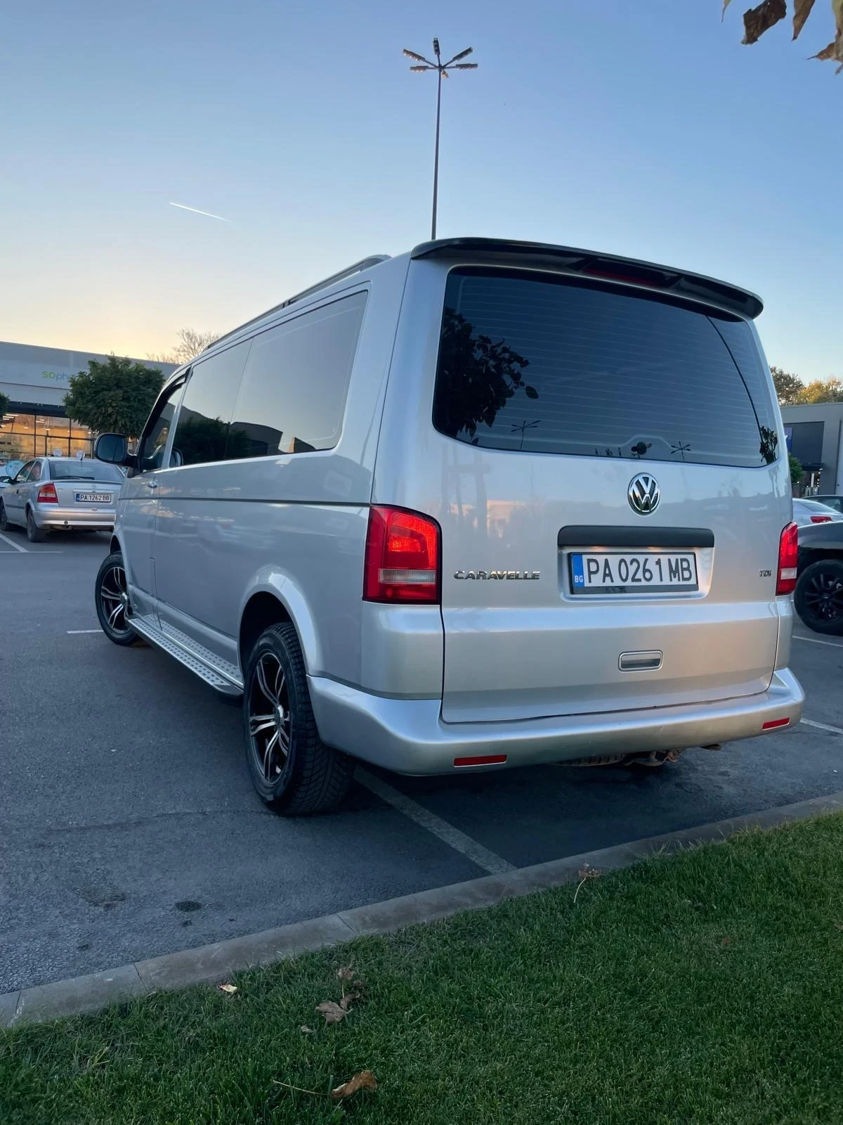 VW Caravelle 2.0 DSG 140PS - изображение 6