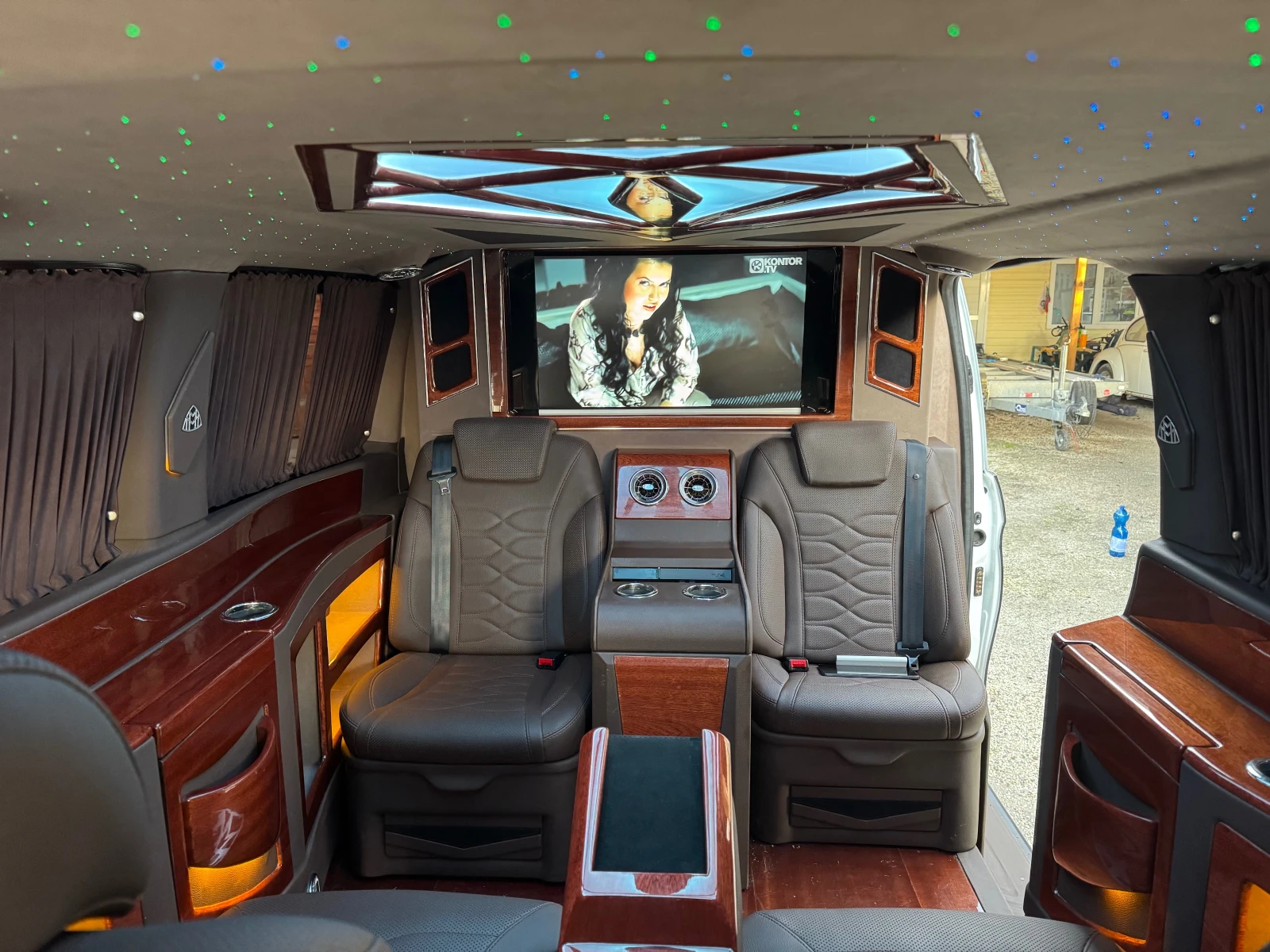 Mercedes-Benz V 250 MAYBACH VS680 ��������, ������ | Mobile.bg � ����������� 16