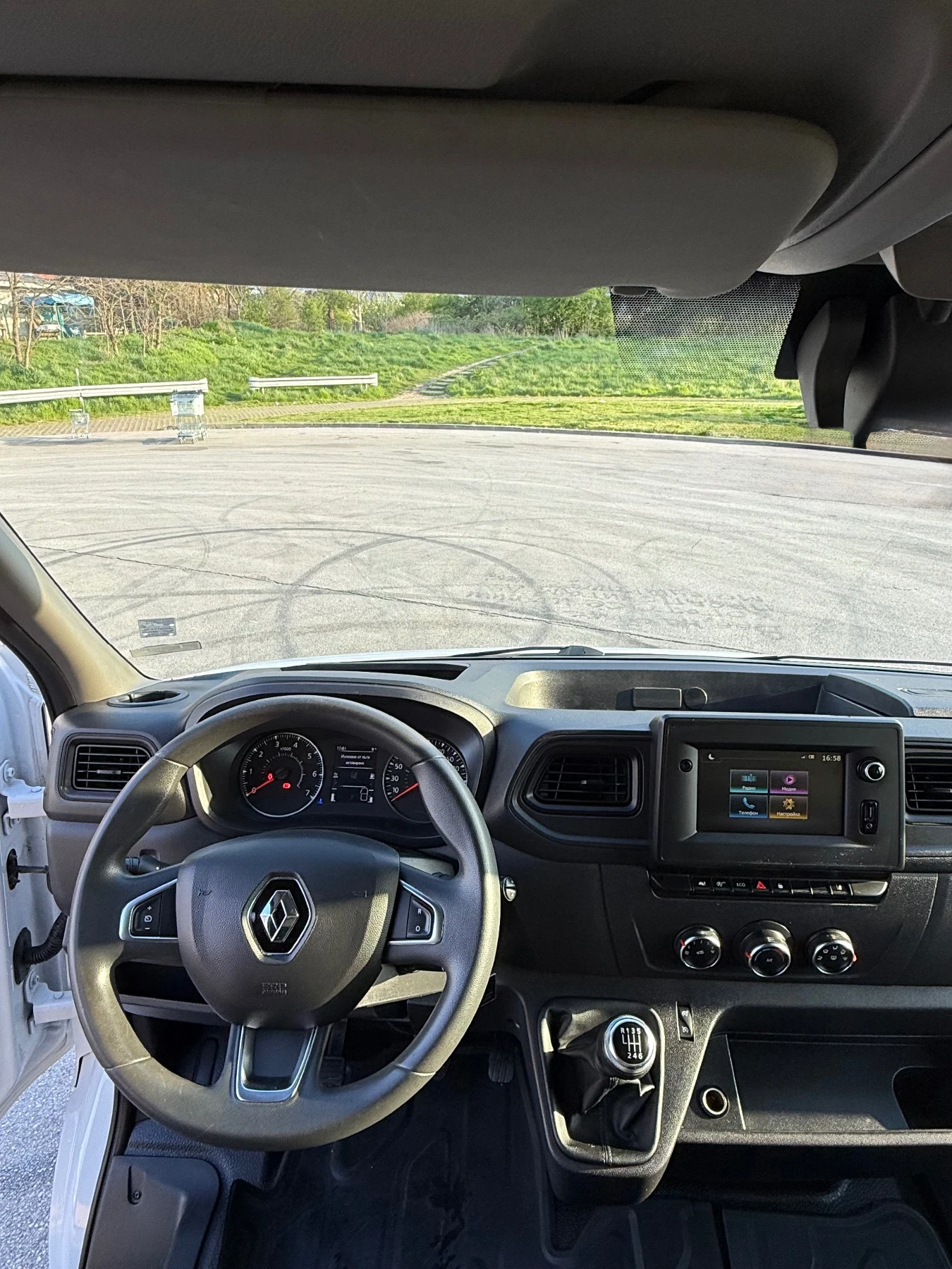 Renault Master, снимка 11 - Бусове и автобуси - 54296820