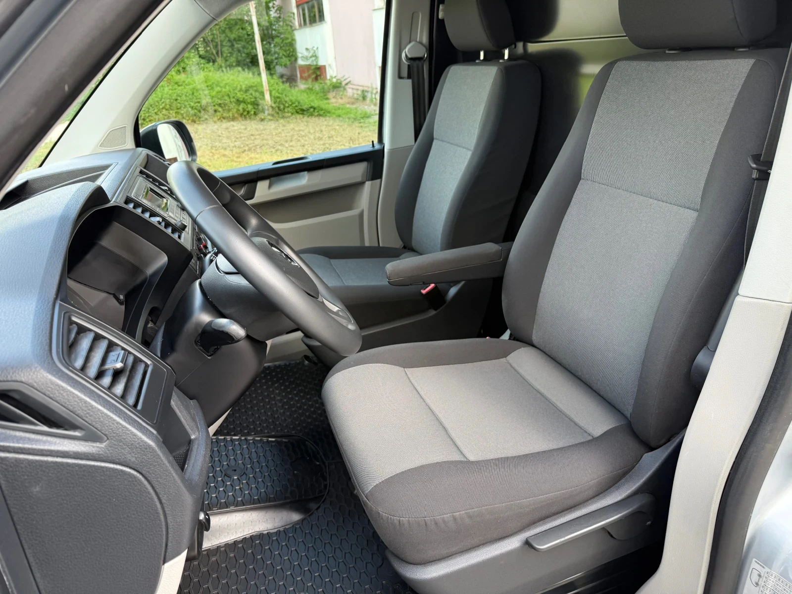VW T6 2.0 TDi / SWISS, снимка 9 - Бусове и автобуси - 55038550