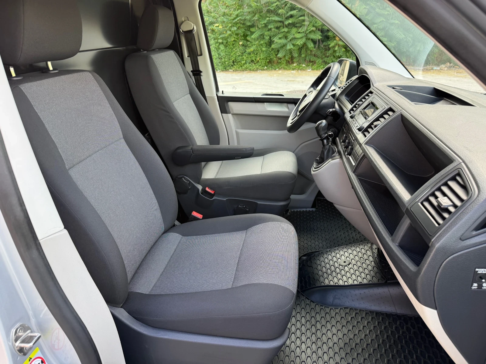 VW T6 2.0 TDi / SWISS, снимка 10 - Бусове и автобуси - 55038550