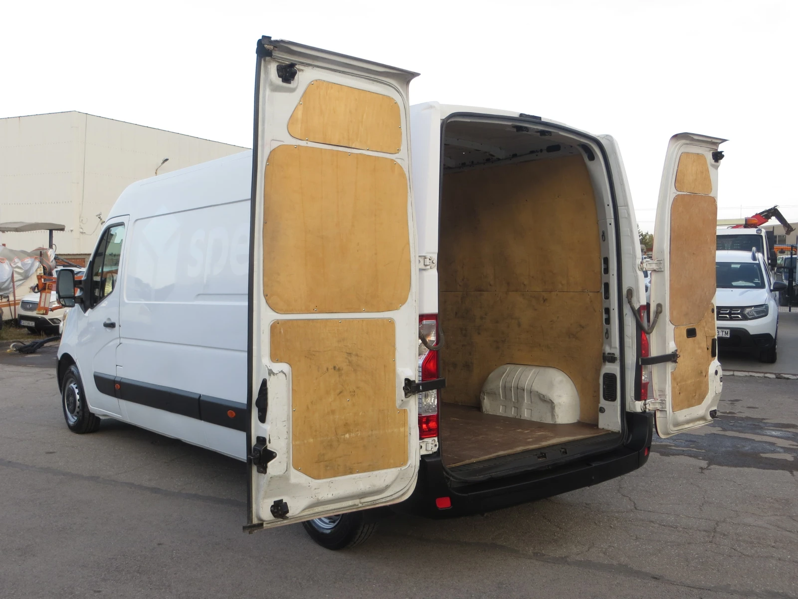 Renault Master 2.3 DCI ДЪЛГА БАЗА, снимка 15 - Бусове и автобуси - 56611906