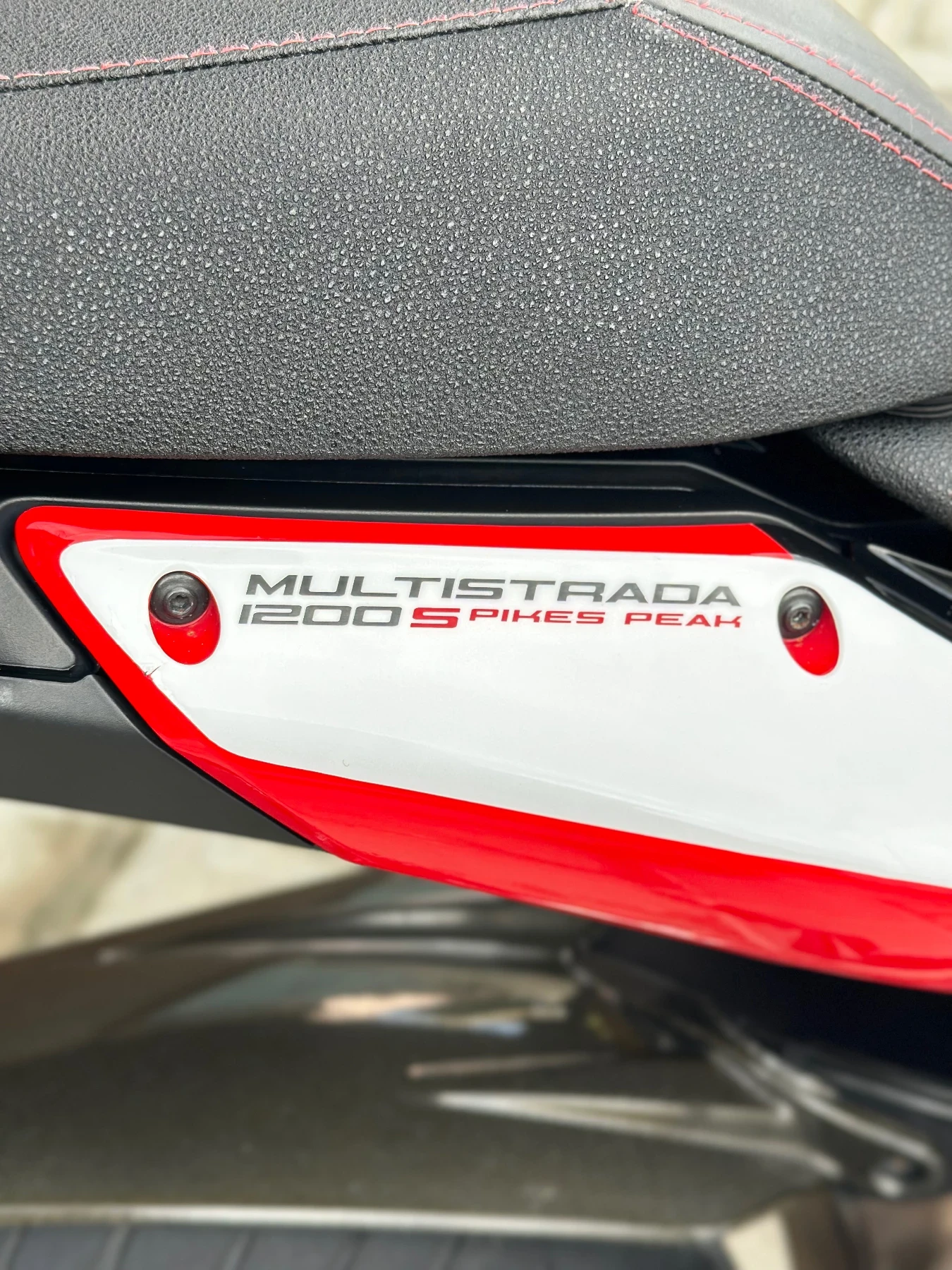 Ducati Multistrada 1200 S Pikes Peak, внос от Швейцария, снимка 11 - Мотоциклети и мототехника - 56075628