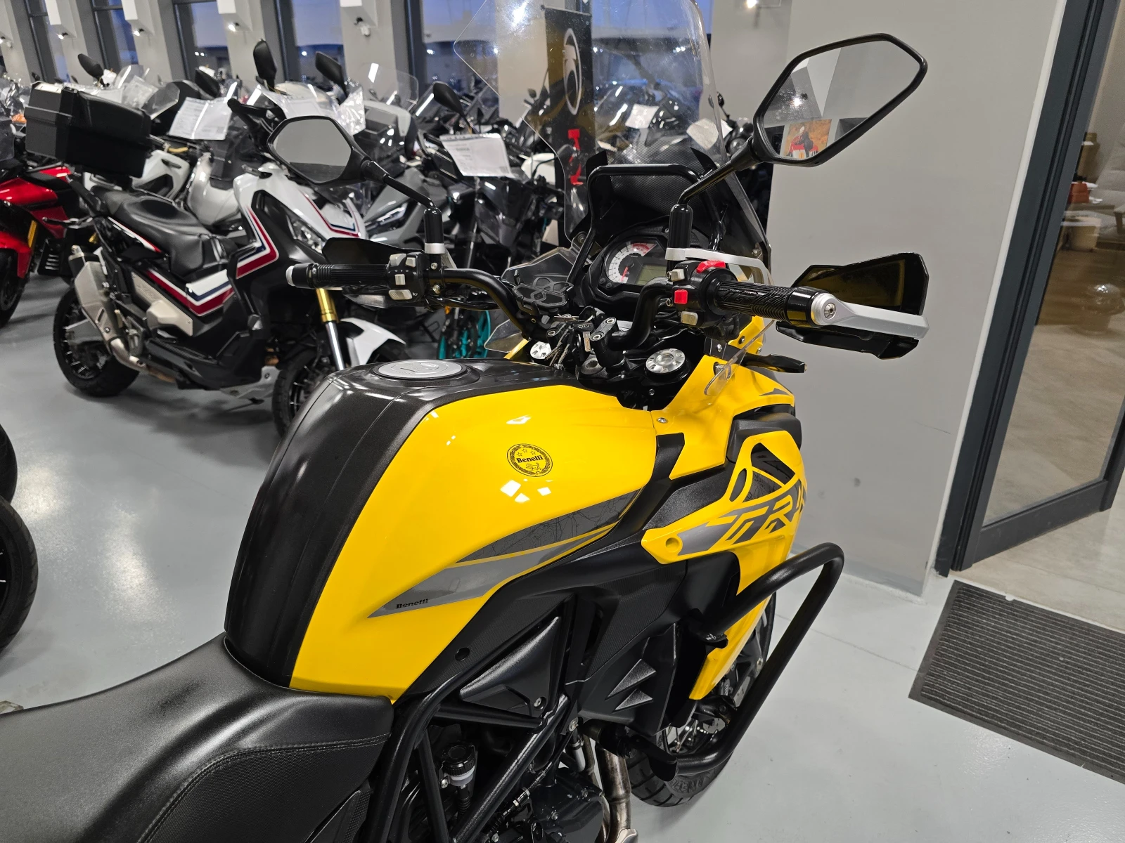 Benelli TRK 502 кат. А2, 2021г., снимка 13 - Мотоциклети и мототехника - 56529829