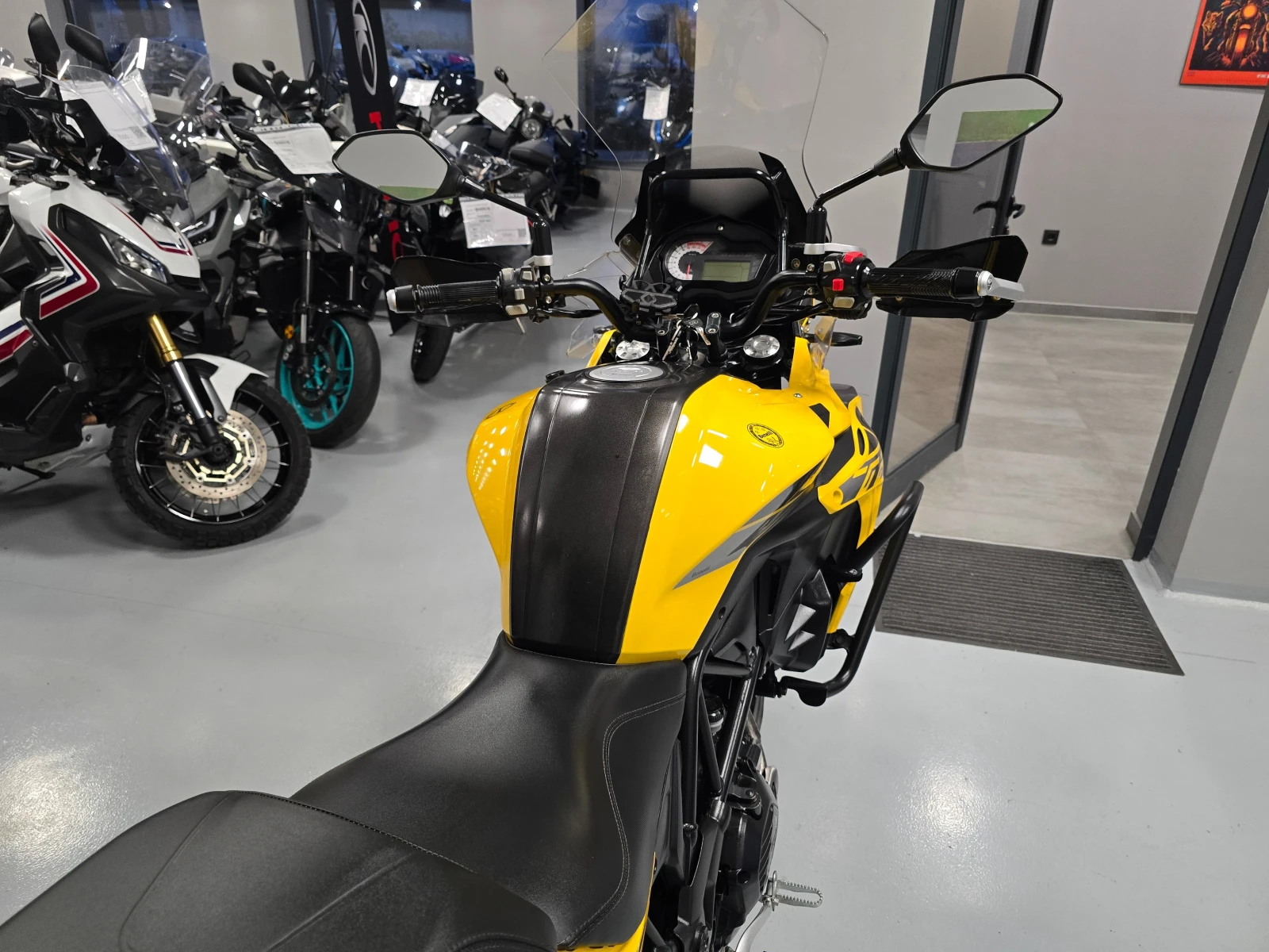 Benelli TRK 502 кат. А2, 2021г., снимка 12 - Мотоциклети и мототехника - 56529829