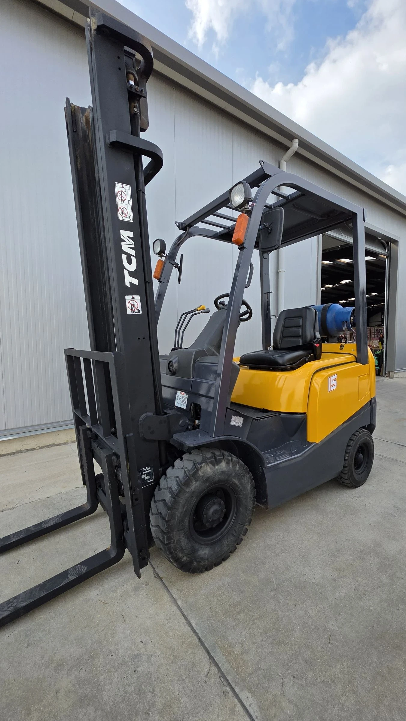  TCM  1500 | Mobile.bg   3