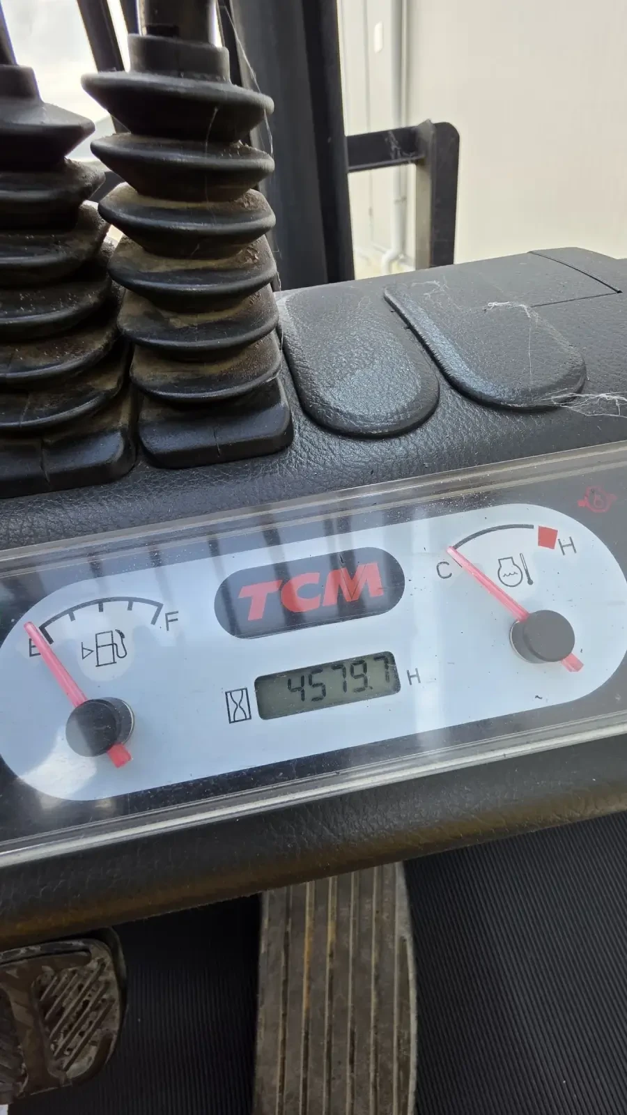  TCM  1500 | Mobile.bg   4