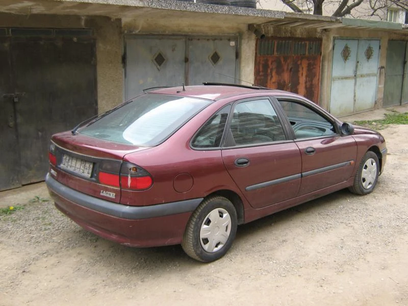 Renault Laguna 2. 2 D с климатроник 97г налични части , снимка 5 - Части - 38178035