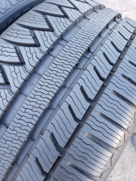 Гуми Зимни 245/45R17, снимка 5