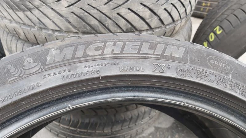 Гуми Летни 275/35R19, снимка 9 - Гуми и джанти - 27409854