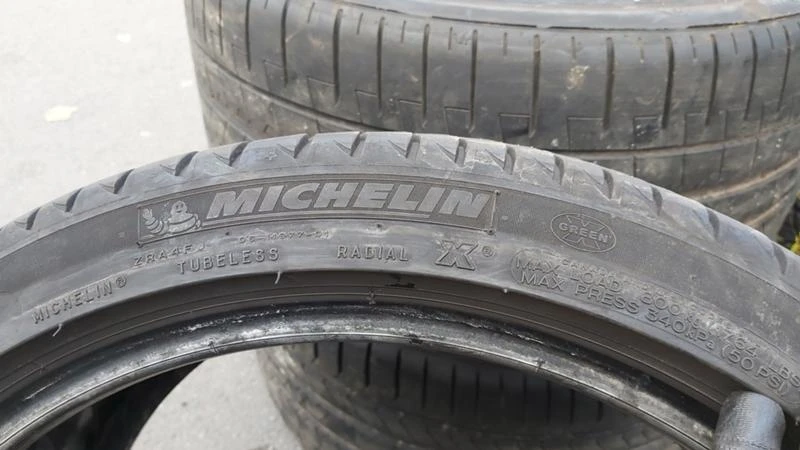 Гуми Летни 275/35R19, снимка 6 - Гуми и джанти - 27409854