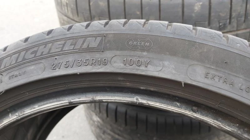 Гуми Летни 275/35R19, снимка 7 - Гуми и джанти - 27409854