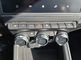 Mitsubishi Colt 1.6 HEV INVITE, снимка 15