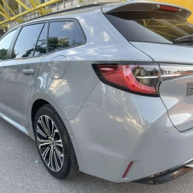Toyota Corolla Touring Sports 2.0 Hybrid Обслужена с Гаранция, снимка 4