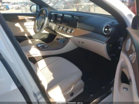 Mercedes-Benz E 300 DISTRONIC* ПАНОРАМА* , снимка 10