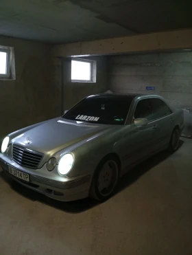 Mercedes-Benz E 270, снимка 1