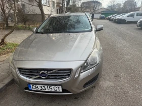 Volvo V60, снимка 2