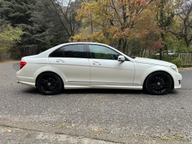 Mercedes-Benz C 300, снимка 13