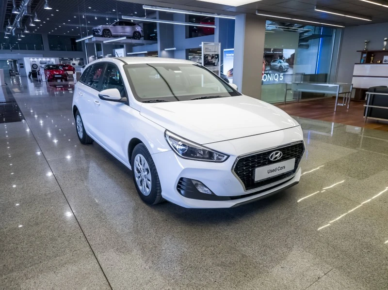 Hyundai I30 Business, снимка 1 - Автомобили и джипове - 44838140