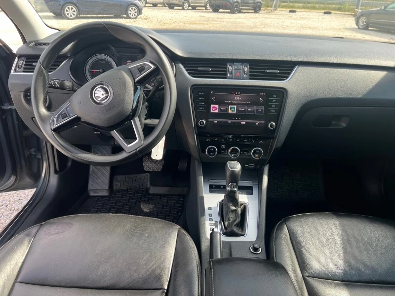 Skoda Octavia 1.6TDI avtomat, снимка 10 - Автомобили и джипове - 45638748