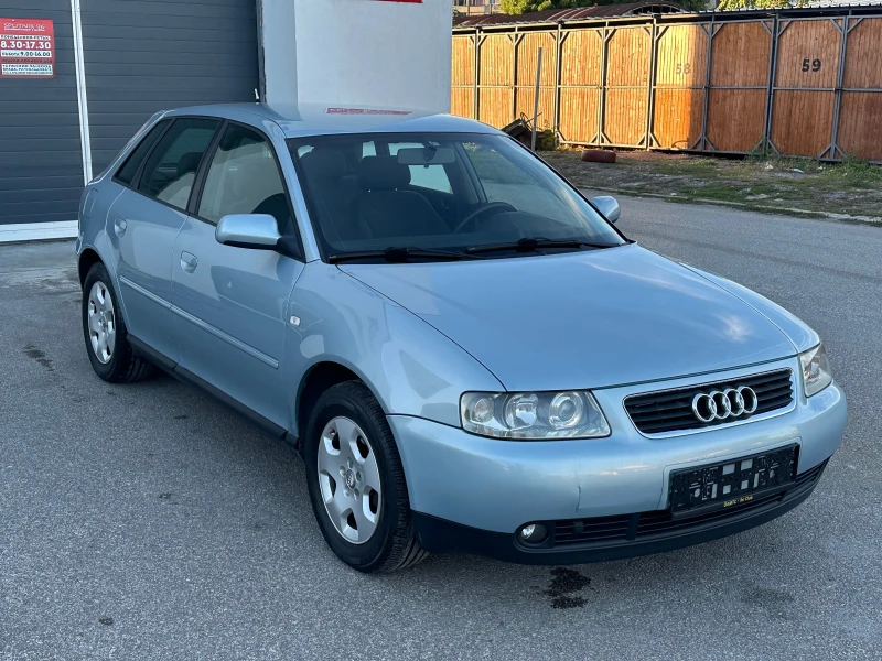 Audi A3 1.6i Face Lift, снимка 10 - Автомобили и джипове - 47439760