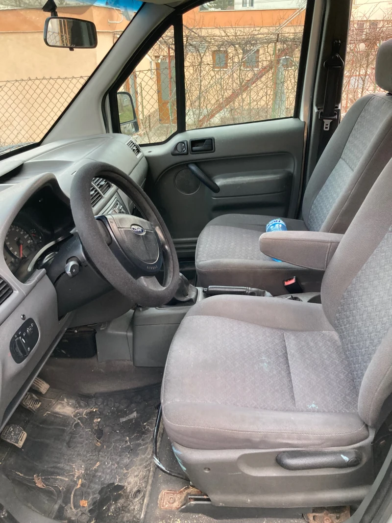 Ford Connect 1.8 TDI, снимка 9 - Автомобили и джипове - 48884205