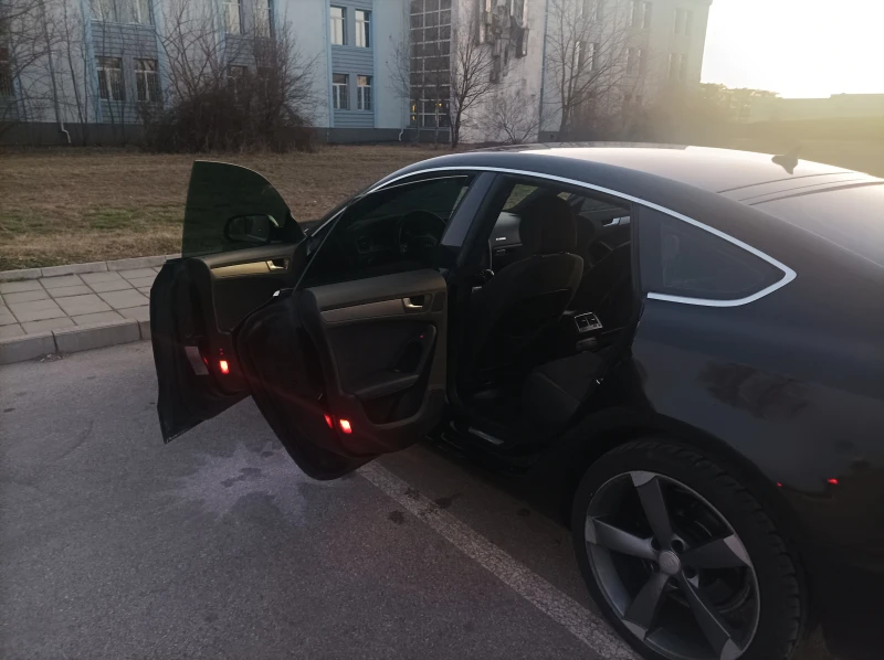 Audi A5, снимка 3 - Автомобили и джипове - 52502406