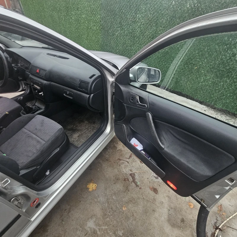 Skoda Octavia, снимка 6 - Автомобили и джипове - 52653963