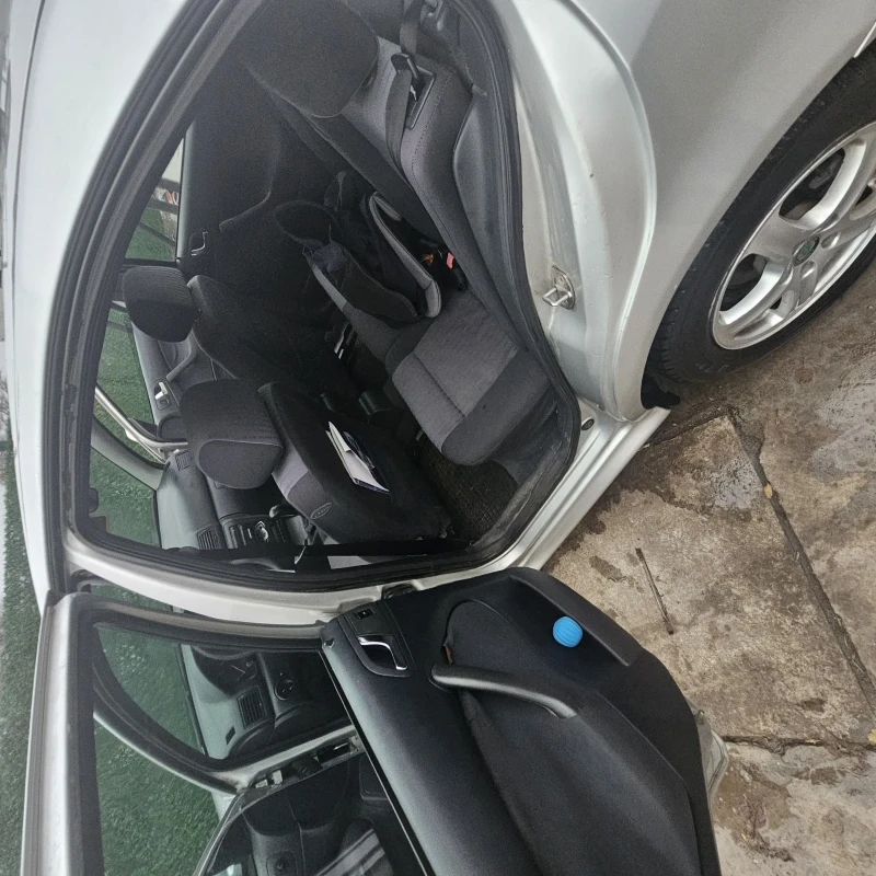 Skoda Octavia, снимка 5 - Автомобили и джипове - 52653963