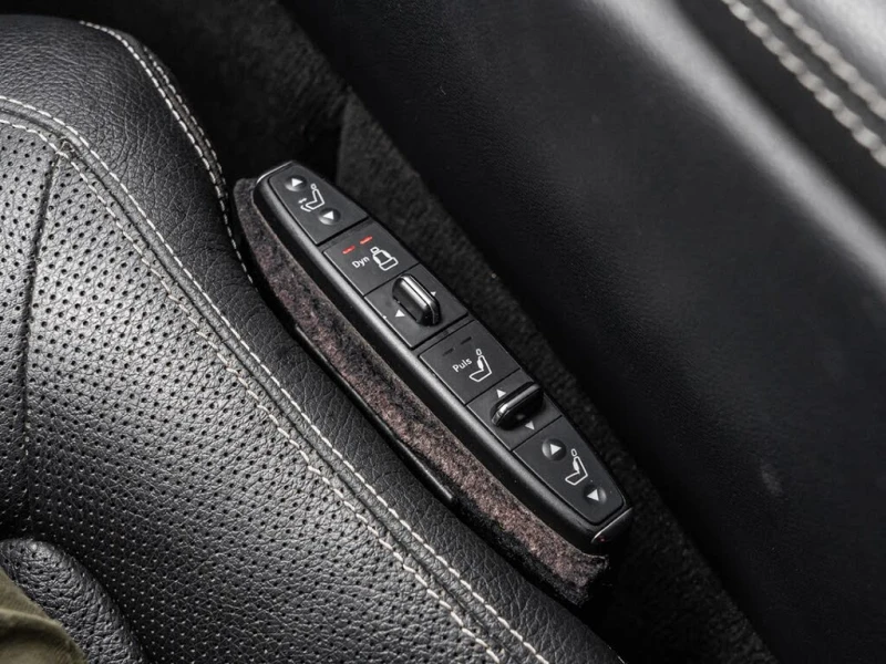 Mercedes-Benz CLS 550 4MATIC* ОДУХВАНЕ* ВЪЗМОЖНОСТ ЗА ЛИЗИНГ, снимка 16 - Автомобили и джипове - 53351985