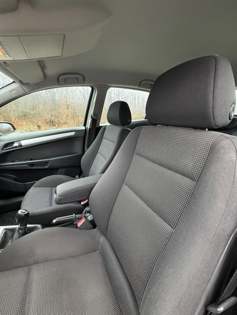 Opel Astra 1.6i ФЕЙС КЛИМА ВНОС-ГЕРМАНИЯ, снимка 8 - Автомобили и джипове - 53485812