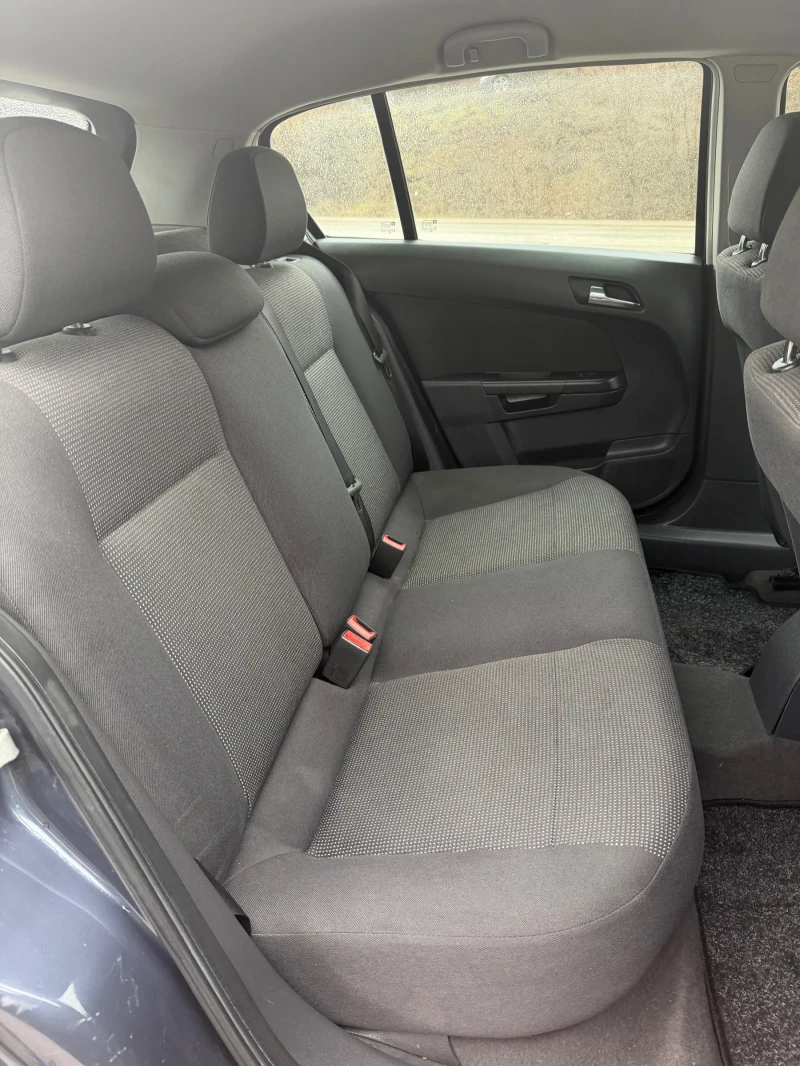Opel Astra 1.6i ФЕЙС КЛИМА ВНОС-ГЕРМАНИЯ, снимка 11 - Автомобили и джипове - 53485812